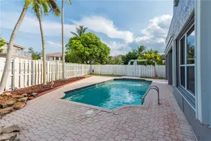 15862 SW 24th St, Miramar, FL 33027 - Photo 5