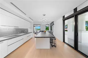 7025 Fisher Island Dr, Miami Beach, FL 33109 - Photo 37