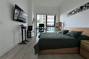 121 NE 34th St, Miami, FL 33137 - Photo 7