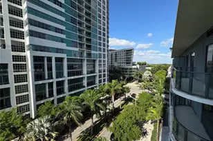 121 NE 34th St, Miami, FL 33137 - Photo 13