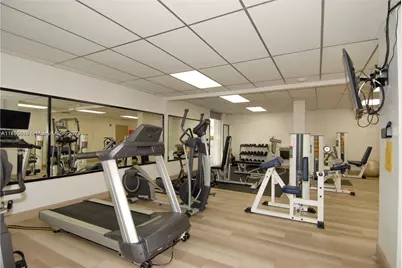 2701 N Ocean Blvd #15E, Fort Lauderdale, FL 33308 - Photo 23