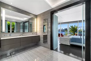 441 N Hibiscus Dr, Miami Beach, FL 33139 - Photo 43