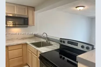 345 Ocean Dr #904, Miami Beach, FL 33139 - Photo 5