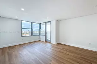 2899 Collins Ave, Miami Beach, FL 33140 - Photo 15