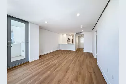 2899 Collins Ave #1218, Miami Beach, FL 33140 - Photo 17