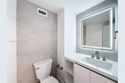 2899 Collins Ave #1218, Miami Beach, FL 33140 - Photo 21