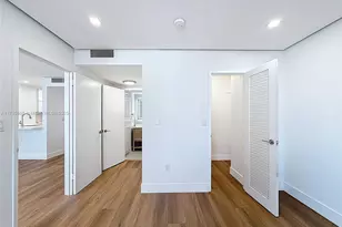 2899 Collins Ave, Miami Beach, FL 33140 - Photo 25