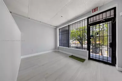 752 W Flagler St, Miami, FL 33130 - Photo 23