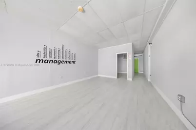 752 W Flagler St, Miami, FL 33130 - Photo 27