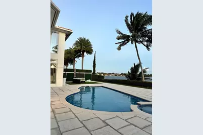 6801 NW 113th Ct, Doral, FL 33178 - Photo 7