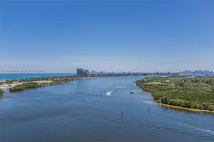 300 Bayview Dr, Sunny Isles Beach, FL 33160 - Photo 13