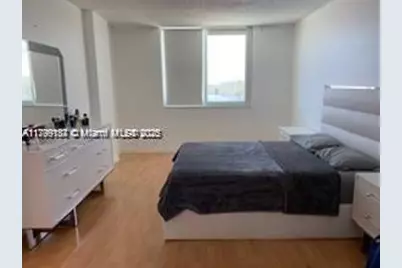 300 Bayview Dr #508, Sunny Isles Beach, FL 33160 - Photo 5