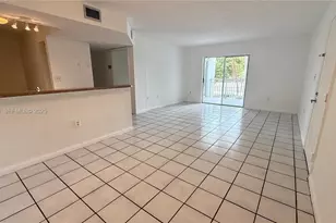 8560 SW 212th St, Cutler Bay, FL 33189 - Photo 5