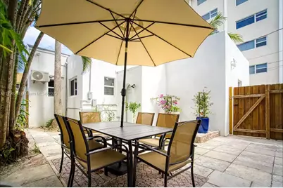 310 Oregon St #3, Hollywood, FL 33019 - Photo 3