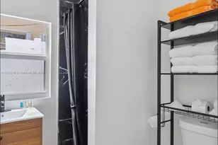 310 Oregon St, Hollywood, FL 33019 - Photo 17