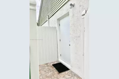 2731 Cypress Ave #B, Miramar, FL 33025 - Photo 3