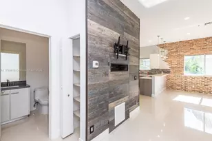 820 NE 7th St, Fort Lauderdale, FL 33304 - Photo 25