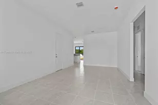 18917 SW 316th Ter, Homestead, FL 33030 - Photo 3