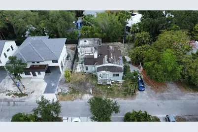 751 NE 70th St, Miami, FL 33138 - Photo 1