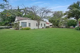 1423 Biarritz Dr, Miami Beach, FL 33141 - Photo 21