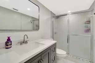 1301 NE 191st St, Miami, FL 33179 - Photo 17