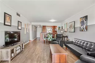 22053 Palms Way, Boca Raton, FL 33433 - Photo 3