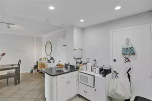 300 Bayview Dr, Sunny Isles Beach, FL 33160 - Photo 9