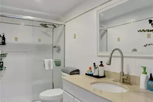 300 Bayview Dr, Sunny Isles Beach, FL 33160 - Photo 25