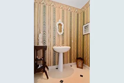 20165 NE 39 Pl #403, Aventura, FL 33180 - Photo 23