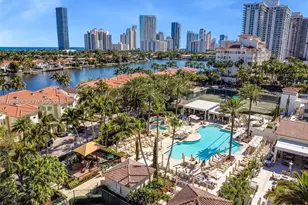 20165 NE 39th Pl, Aventura, FL 33180 - Photo 3