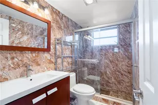 16900 NE 14th Ave, North Miami Beach, FL 33162 - Photo 17