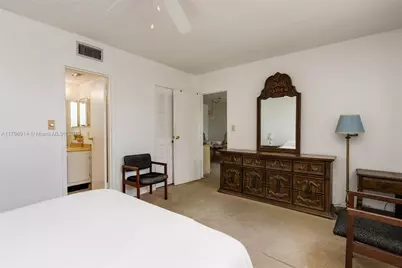 1005 Country Club Dr #307, Margate, FL 33063 - Photo 13
