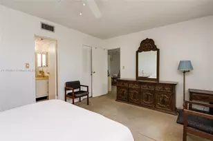 1005 Country Club Dr, Margate, FL 33063 - Photo 13