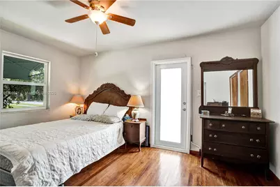 326 S 14th Ave, Hollywood, FL 33020 - Photo 13