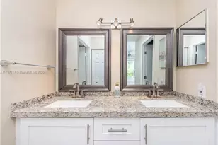 19999 E Country Club Dr, Aventura, FL 33180 - Photo 19
