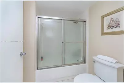 19999 E Country Club Dr #1202, Aventura, FL 33180 - Photo 15