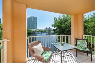 19999 E Country Club Dr, Aventura, FL 33180 - Photo 21