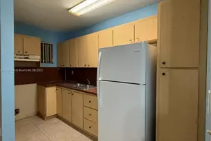 1525 NW 19th Terrace, Miami, FL 33125 - Photo 5