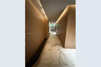 90 SW 3rd St #3601, Miami, FL 33130 - Photo 39