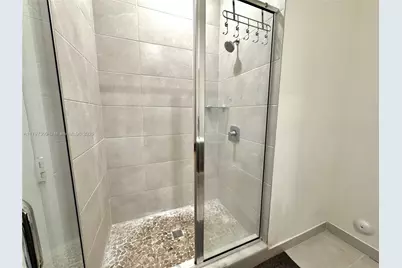 8175 NW 104th Ave #21, Doral, FL 33178 - Photo 15