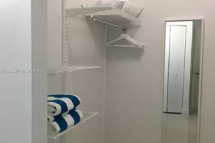 19701 E Country Club Dr, Aventura, FL 33180 - Photo 15