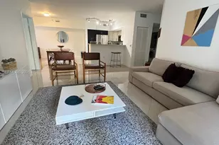 19701 E Country Club Dr, Aventura, FL 33180 - Photo 5