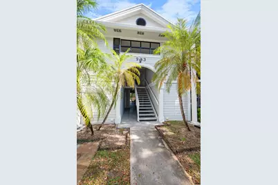 933 NE 199th St #207, Miami, FL 33179 - Photo 3