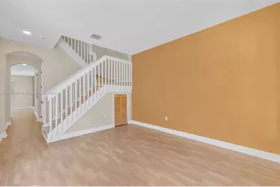 8706 Blaze Ct, Davie, FL 33328 - Photo 3