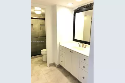 18021 Biscayne Blvd #902, Aventura, FL 33160 - Photo 9