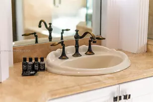 1309 Middle River Dr, Fort Lauderdale, FL 33304 - Photo 47