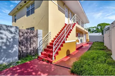 1006 10th St #2, West Palm Beach, FL 33401 - Photo 1