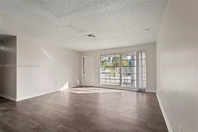 1732 N 16th Ave N, Lake Worth, FL 33460 - Photo 3