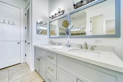 207 SW 11th St, Dania Beach, FL 33004 - Photo 25
