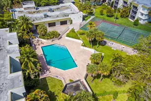 4235 N University Dr, Sunrise, FL 33351 - Photo 1